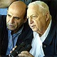 אריאל שרון עם שאול מופז