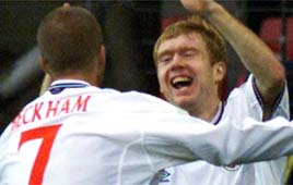 פול סקולס ודוד בקהאם אנגליה