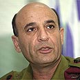 מופז. למרות הפיגועים אין תקציב למגן אוטובוסים צילום: חגי אופן