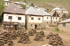 בתים בכפר יהאמורדרה