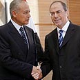 עוד נכונו דברים רבים. שלום עם עמיתו המצרי צילום: איי אף פי