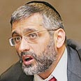 "אנשים חולים". ישי צילום: גלעד קוולרצ'יק