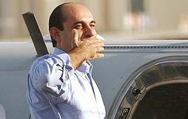 עזאם חופשי (צילום: איי.אף.פי)