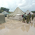 "בעיקר מחלצים כלים מהבוץ" צילום: חנן גרינברג