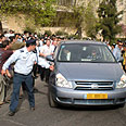 מחלצים את השרה תמיר צילום: אהרן גץ, hnn.co.il