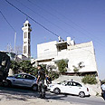 ג'בל מוכאבר. רק חלק יוכלו לעבור צילום: AP