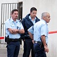 חוקרים בזירת הרצח צילום: אלי סניור