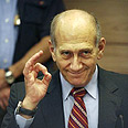 אולמרט. "להתנתק מהתפקיד" צילום: AP