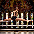 רקויאם לשני כסאות. בלט מאריבו חוזר 