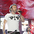 רוג'רס. יש גם שירים של "Free" צילום: Gettyimages Imagebank