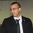 הראה את תעודת עורך הדין. חיים חנייא 