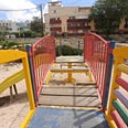 גן משחקים בצפת (צילום: אביהו שפירא)