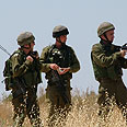 חיילים 