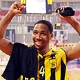 קיידרן קלארק אריס סלוניקי (צילום: sportime.gr)