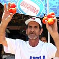 מחאה בכרמל צילום: עופר עמרם