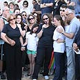 "נגמרו המילים". הלוויה במודיעין צילום: אוהד צויגנברג