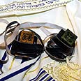 ארזת אותם לבד? צילום: הרצל יוסף