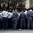 חרדי חרדים שבטי ישראל לקראת הפגנה חניון קרתא ירושלים שוטר שוטרים