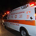 אמבולנס מד"א מחוץ למרכז רבין צילום: ירון ברנר