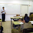 תלמידים חרדים בקורס הכשרת חשמלאים של צה"ל והתמ"ת