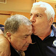 פיני גרשון שמעון מזרחי מכבי תל אביב (צילום: אלי אלגרט)