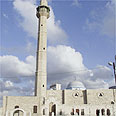 מסגד חסן בק (ארכיון) צילום: מיכאל קרמר