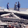 מבנה הרוס באלג'יריה, כתוצאה מרעש אדמה בדרגה 6.7 בסולם ריכטר