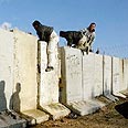 היעד הבא: מנהרות צילום: איי פי