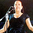מרגלית צנעני. "תנו לאווזים לפרוש כנפיים" צילום: ג'ו קוט