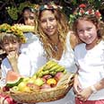 הבאת ביכורים בקיבוץ אילות.