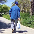 זקנים קשישים זקן קשיש (צילום: יעל ברנובסקי)