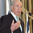 הנשיא פרס. אין חשיבות לגבולות צילום: ישראל נוי