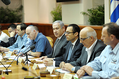 ישיבת הממשלה המיוחדת, הערב בירושלים (צילום: אבי אוחיון לע"מ)