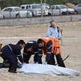 התרסקות מסוק חוף סירונית הרוגים נתניה (צילום: עידו ארז)