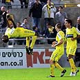 עמנואל מאיוקה מכבי תל אביב (צילום: אלי אלגרט)