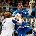 אבישי סמולר נבחרת ישראל כדוריד (צילום: Gettyimages Imagebank)