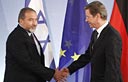 ליברמן עם עמיתו הגרמני (צילום ארכיון: רויטרס)
