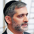באישור עובדיה יוסף. ישי צילום: ודים דניאל