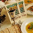 ליל הסדר. ויש גם חסה! צילום: שאול גולן