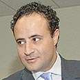 מקרב את היורדים. דנוך צילום: איי פי