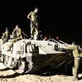 כניסה לילית צילום: צפריר אביוב