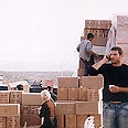 לא סומכים על הרשויות. חלוקת ספרי זוהר ביישובי הצפון 