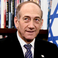 אולמרט מתראיין לסוכנויות. ניצחנו? צילום: רויטרס