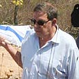 גילון. יצא לתמוך במפגינים צילום: גיל יוחנן