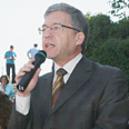 ראשון המגיבים. ביילין צילום: גיל יוחנן