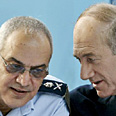 הכבשה והרועה: אולמרט וחלוץ צילום: רויטרס