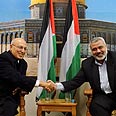 איסמעיל הנייה נביל שעת נביל שעת' עזה פלסטיני פלסטינים פתח חמאס (צילום: AFP)