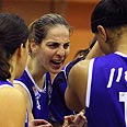 ליעד סואץ קרני אליצור מכבי נתניה כדורסל נשים (צילום: עוז מועלם)