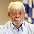 חיים בר. משרד הביטחון מקצץ 