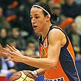 שי דורון טראגוביסטה (צילום: FIBA Europe / Daniel Gorghe)